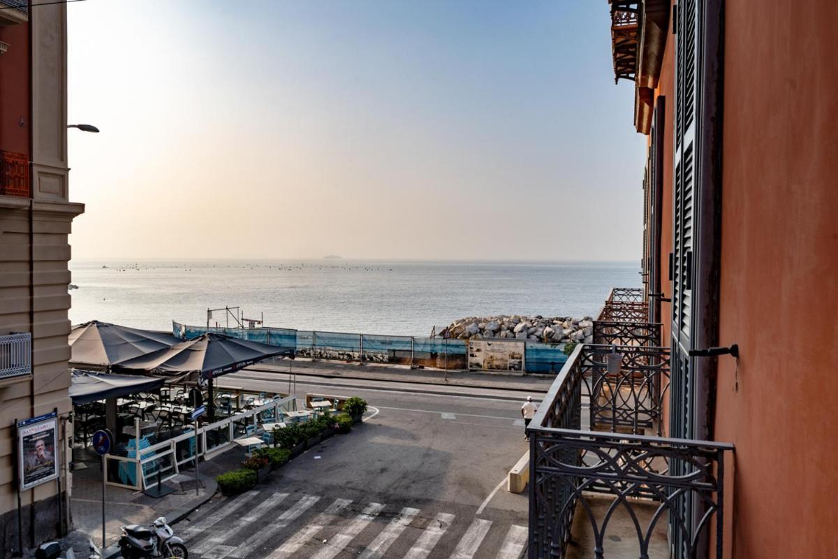 Via Niccolo Tommaseo 14 Apartment Naples Exterior photo